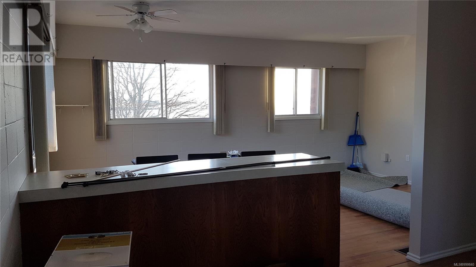 206 Mary St, Victoria, British Columbia  V9A 3V9 - Photo 6 - 999840