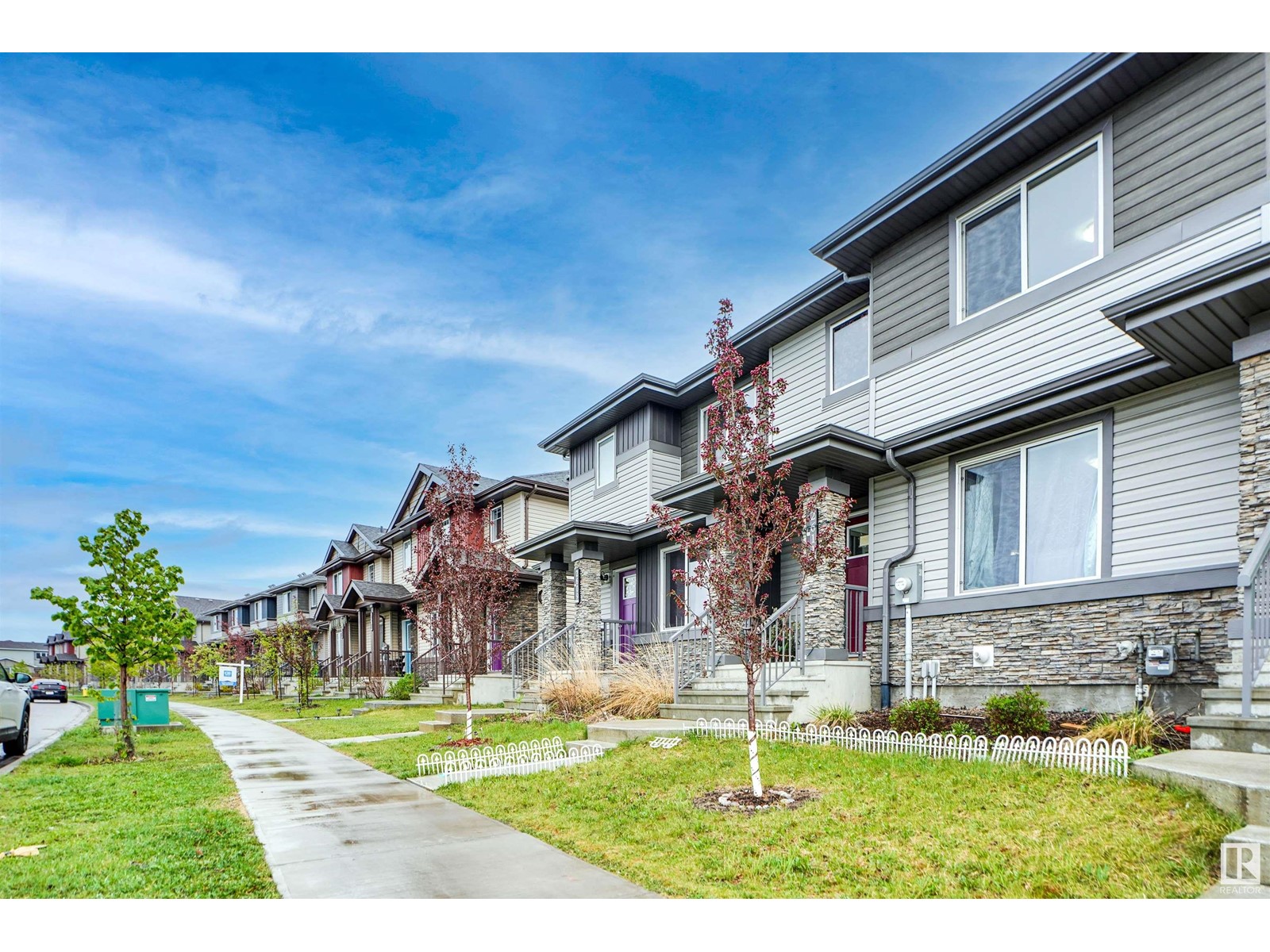 Property at 2611 14 AV NW image 2