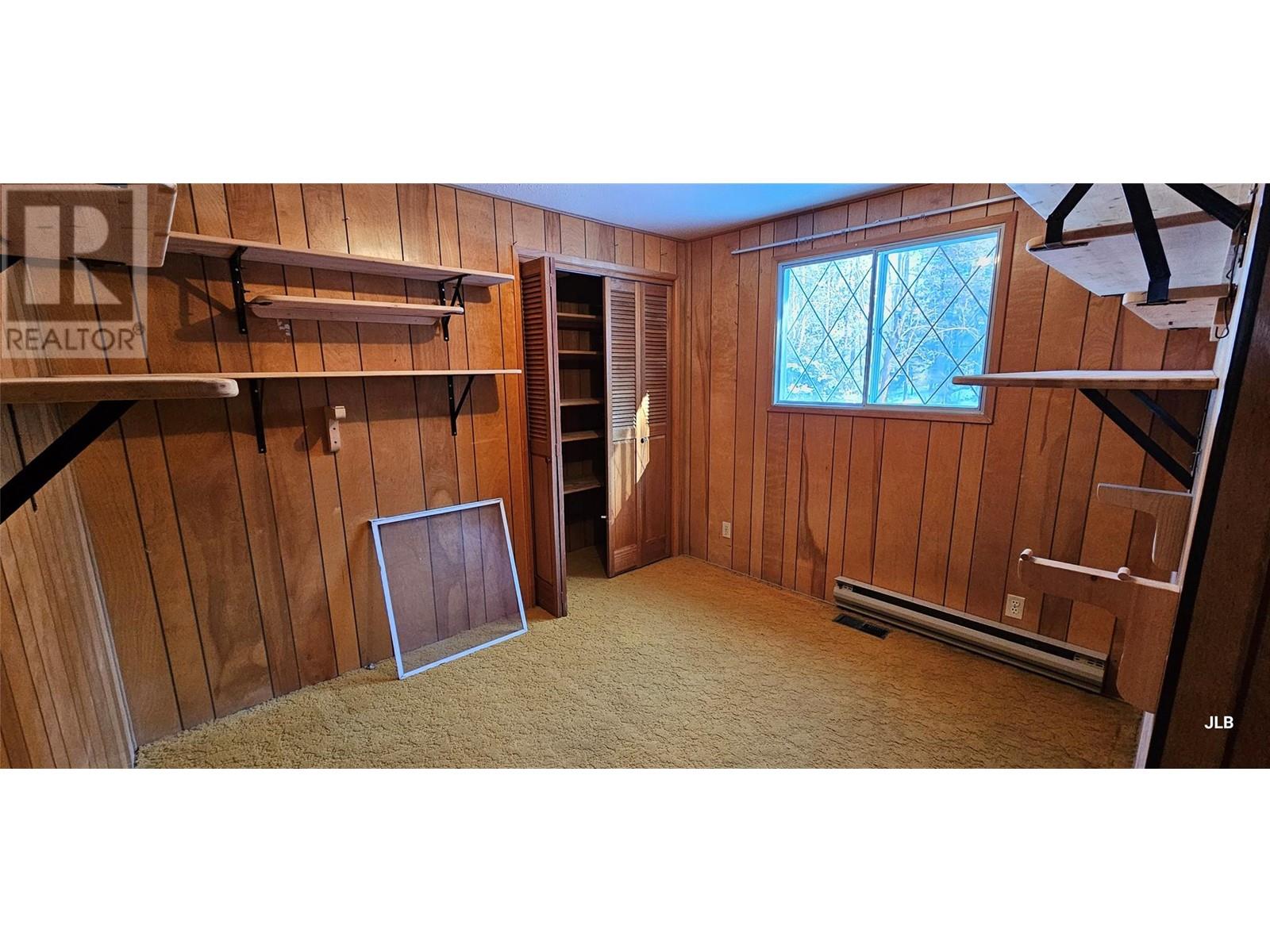 4180 Highway 3, Rock Creek, British Columbia  V0H 1Y0 - Photo 15 - 10347673