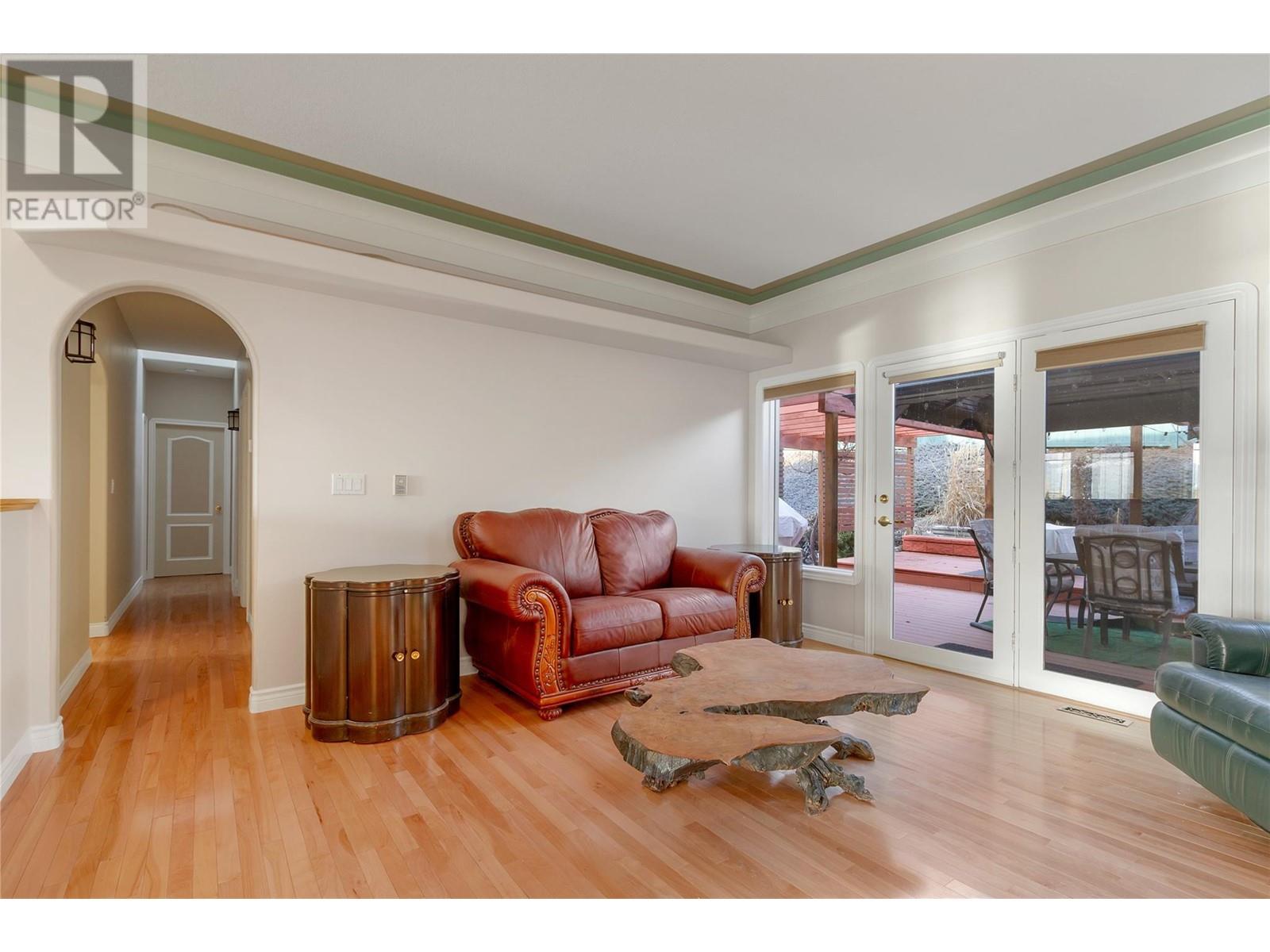 Property at 633 Middleton Way image 5
