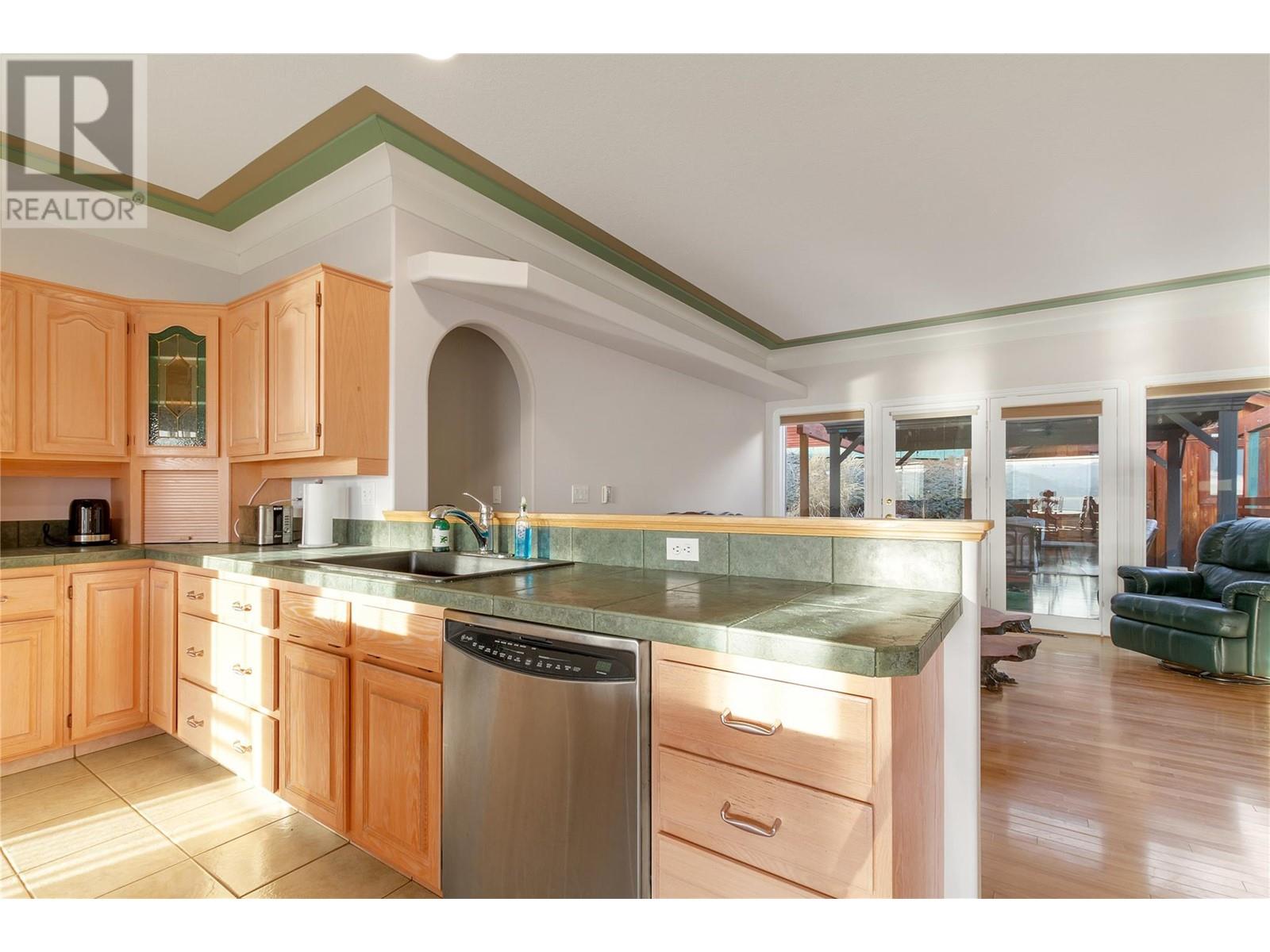 Property at 633 Middleton Way image 4
