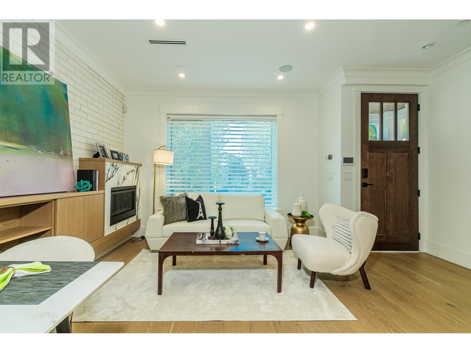 2045 E 51 Avenue, Vancouver, British Columbia  V5P 1W2 - Photo 6 - R2989597