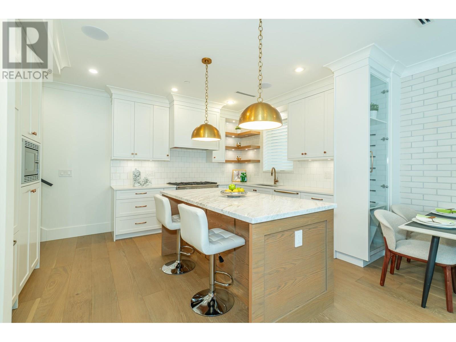 2045 E 51 Avenue, Vancouver, British Columbia  V5P 1W2 - Photo 7 - R2989597