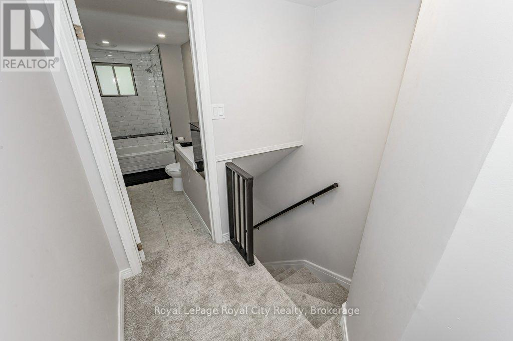 164 Suffolk Street W, Guelph, Ontario  N1H 2J8 - Photo 12 - X12143466