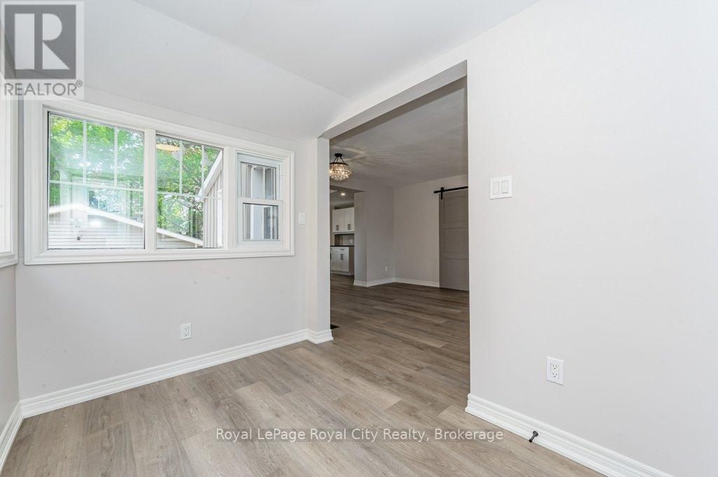 Property at 164 SUFFOLK STREET W image 4