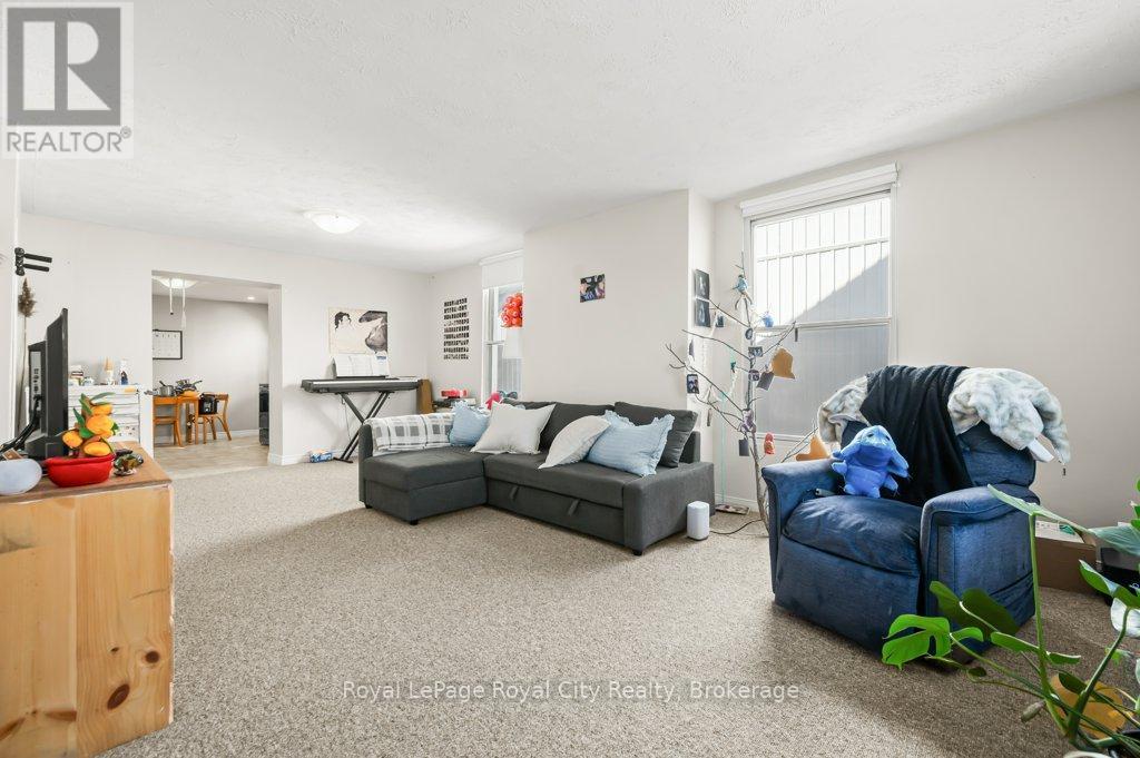 Property at 166 SUFFOLK STREET W image 3