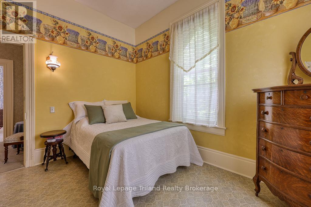 94 Rolph Street, Tillsonburg, Ontario  N4G 3Y4 - Photo 35 - X12146351