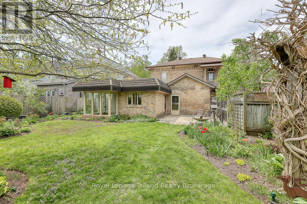 94 Rolph Street, Tillsonburg, Ontario  N4G 3Y4 - Photo 47 - X12146351