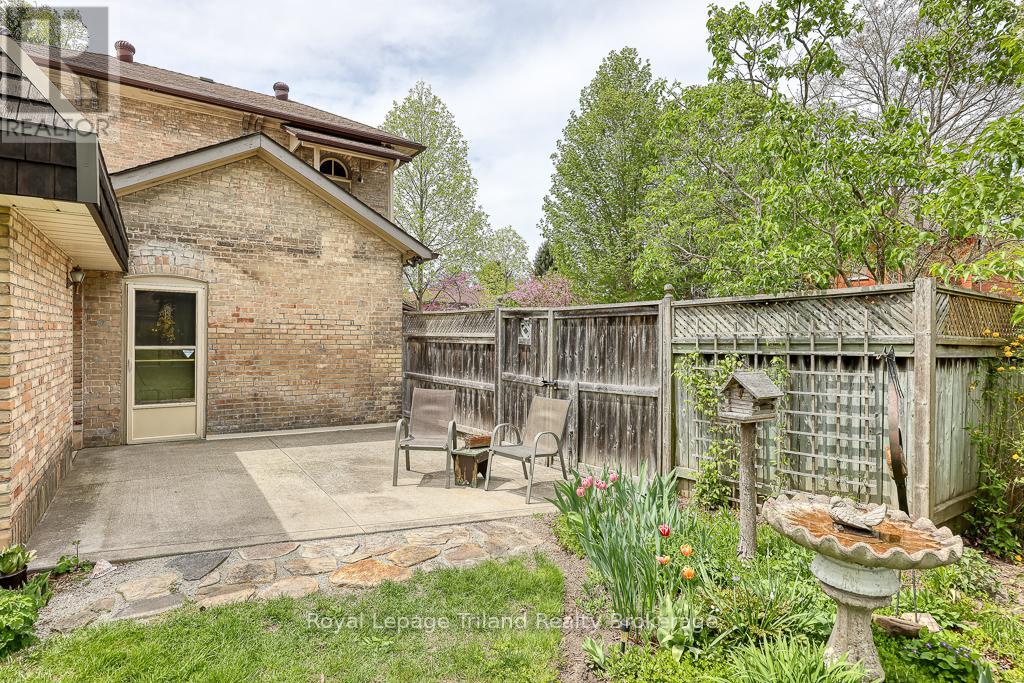 94 Rolph Street, Tillsonburg, Ontario  N4G 3Y4 - Photo 48 - X12146351