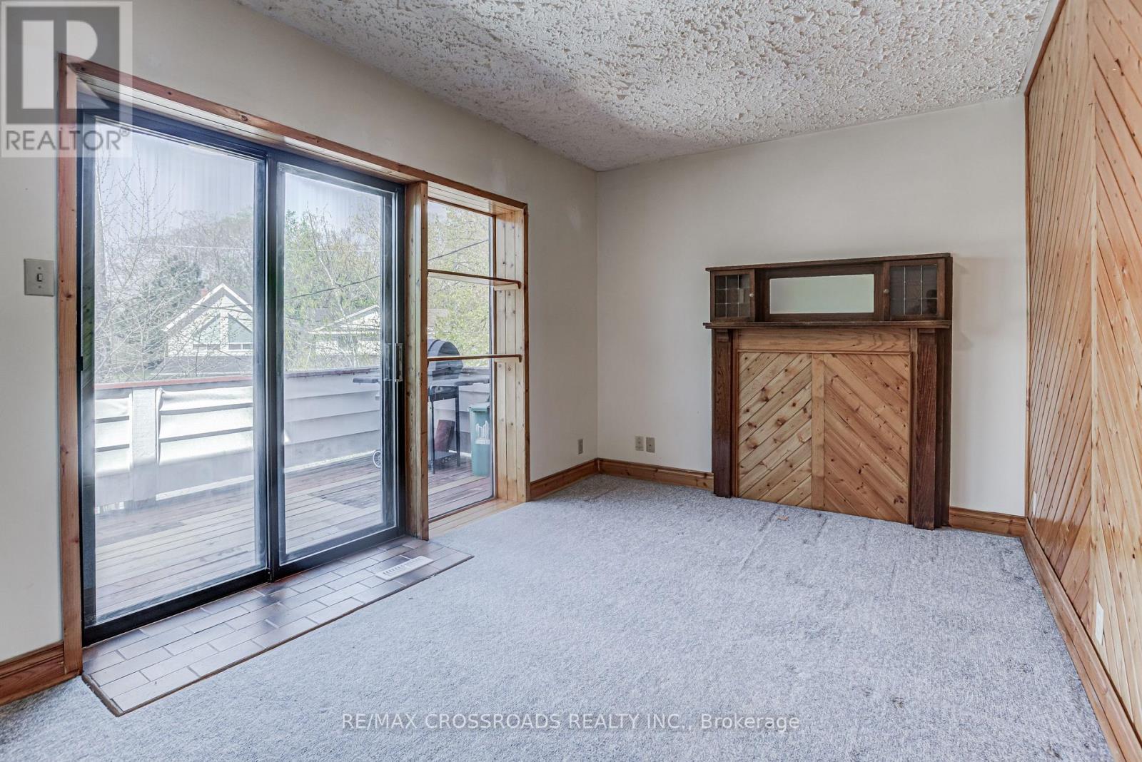 89 Wembley Drive, Toronto (Woodbine Corridor), Ontario  M4L 3C9 - Photo 22 - E12146300
