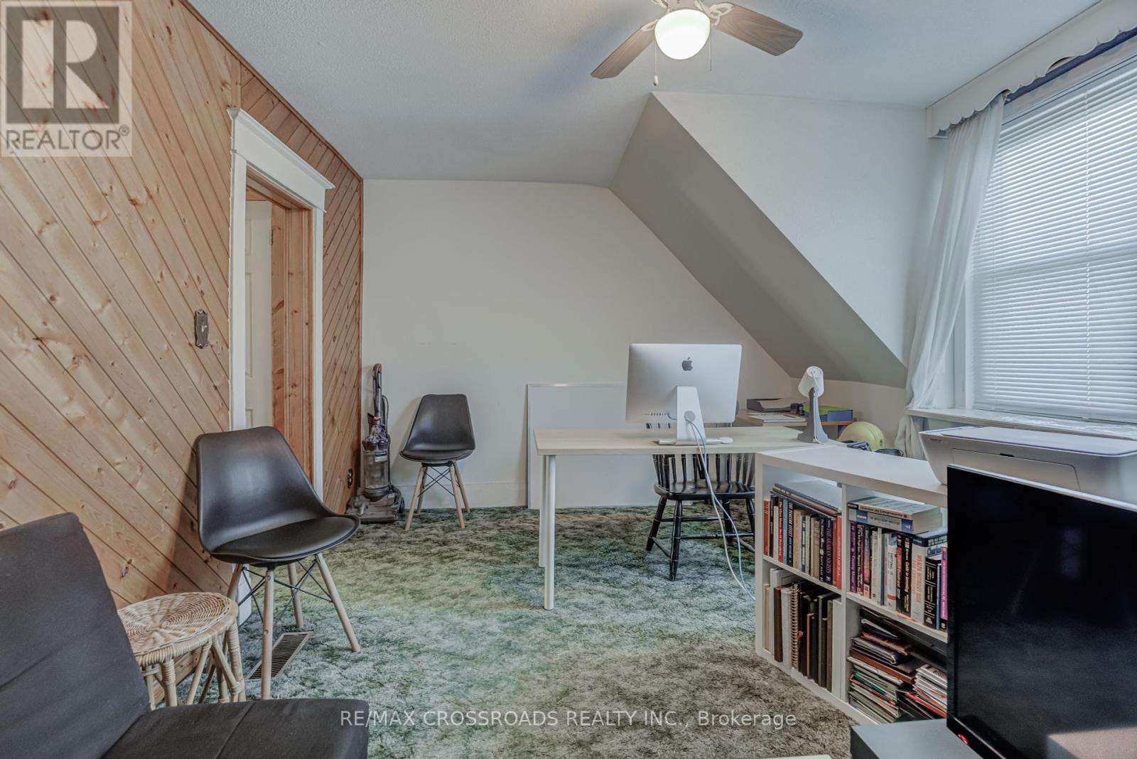 89 Wembley Drive, Toronto (Woodbine Corridor), Ontario  M4L 3C9 - Photo 35 - E12146300