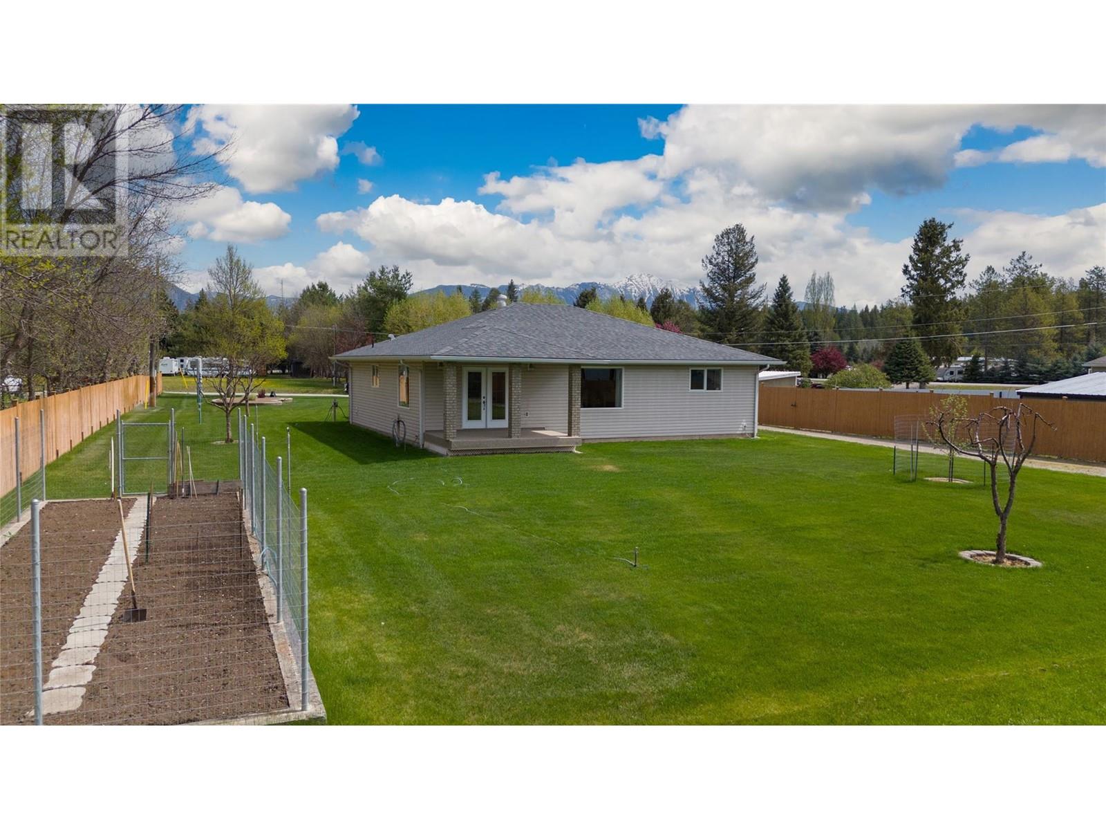 7333 George Road, Jaffray, British Columbia  V0B 1T0 - Photo 38 - 10333641