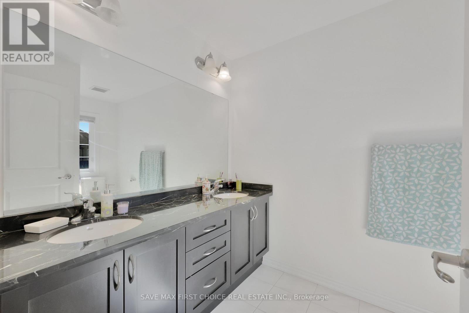 1 Rowley Street, Brantford, Ontario  N3S 0J6 - Photo 25 - X12146301