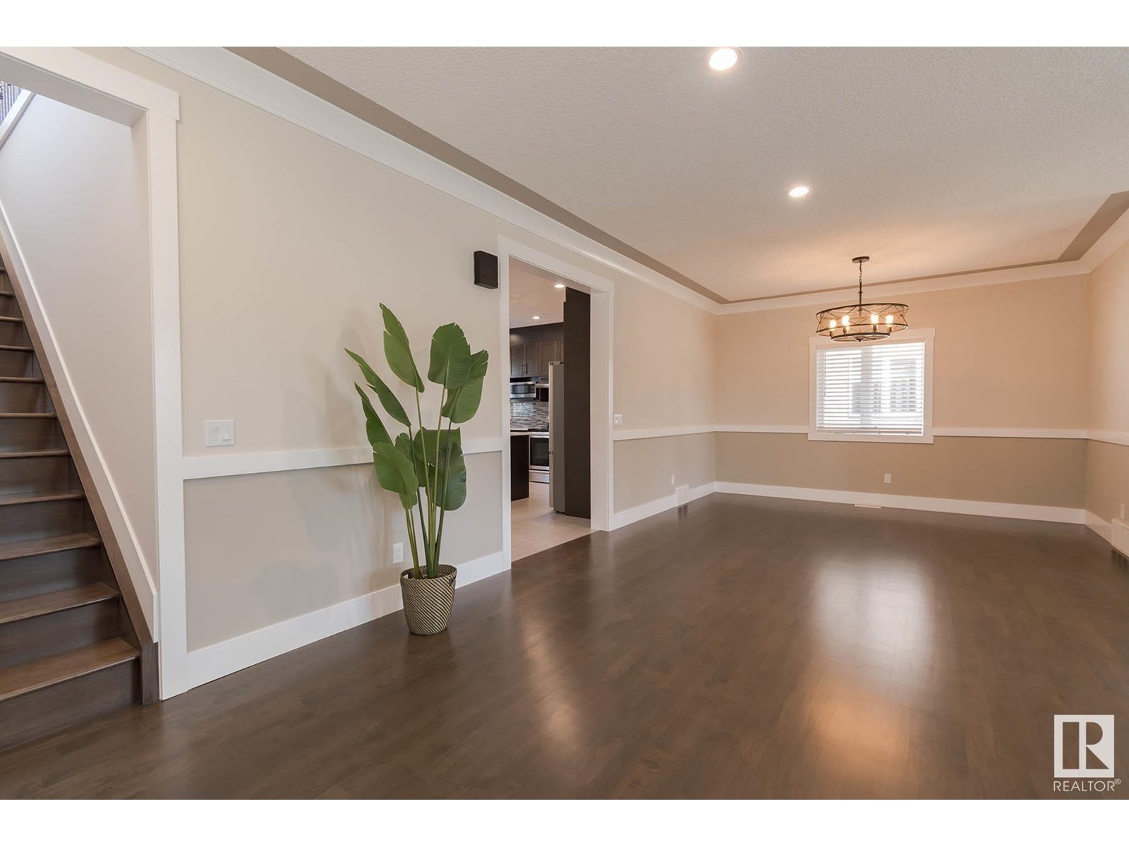 9040 92 St Nw, Edmonton, Alberta  T6C 3R2 - Photo 10 - E4436270