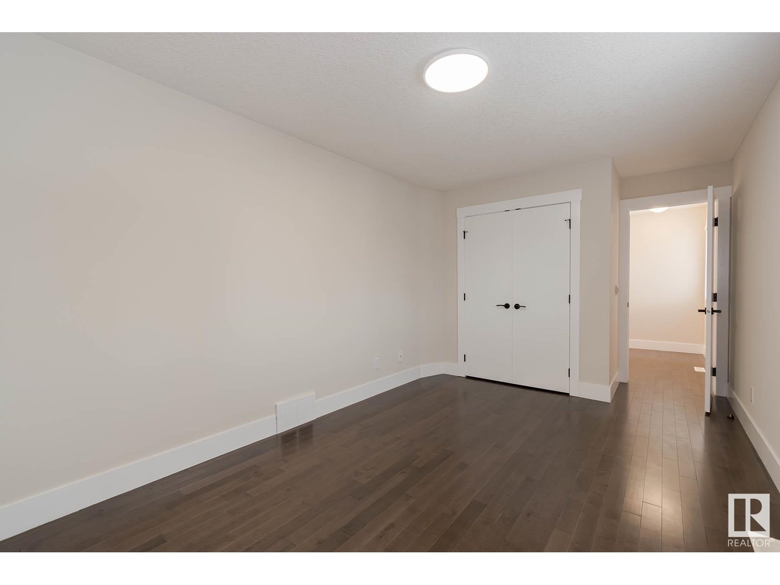 9040 92 St Nw, Edmonton, Alberta  T6C 3R2 - Photo 31 - E4436270