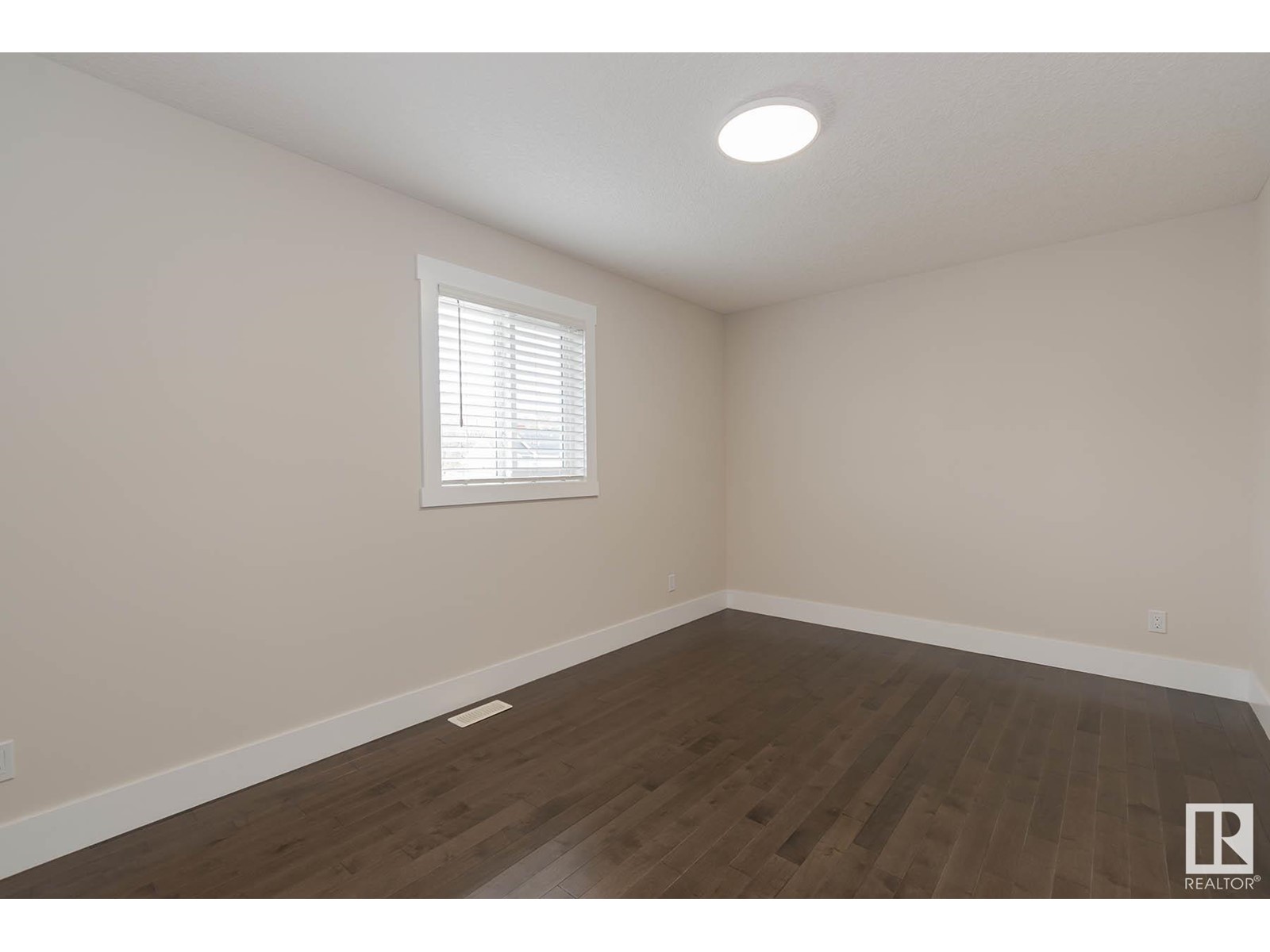 9040 92 St Nw, Edmonton, Alberta  T6C 3R2 - Photo 33 - E4436270