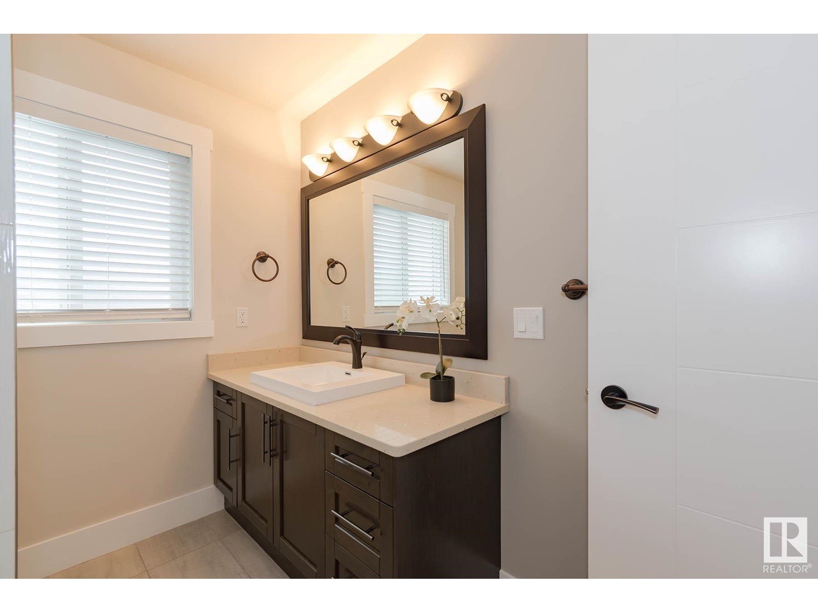 9040 92 St Nw, Edmonton, Alberta  T6C 3R2 - Photo 35 - E4436270