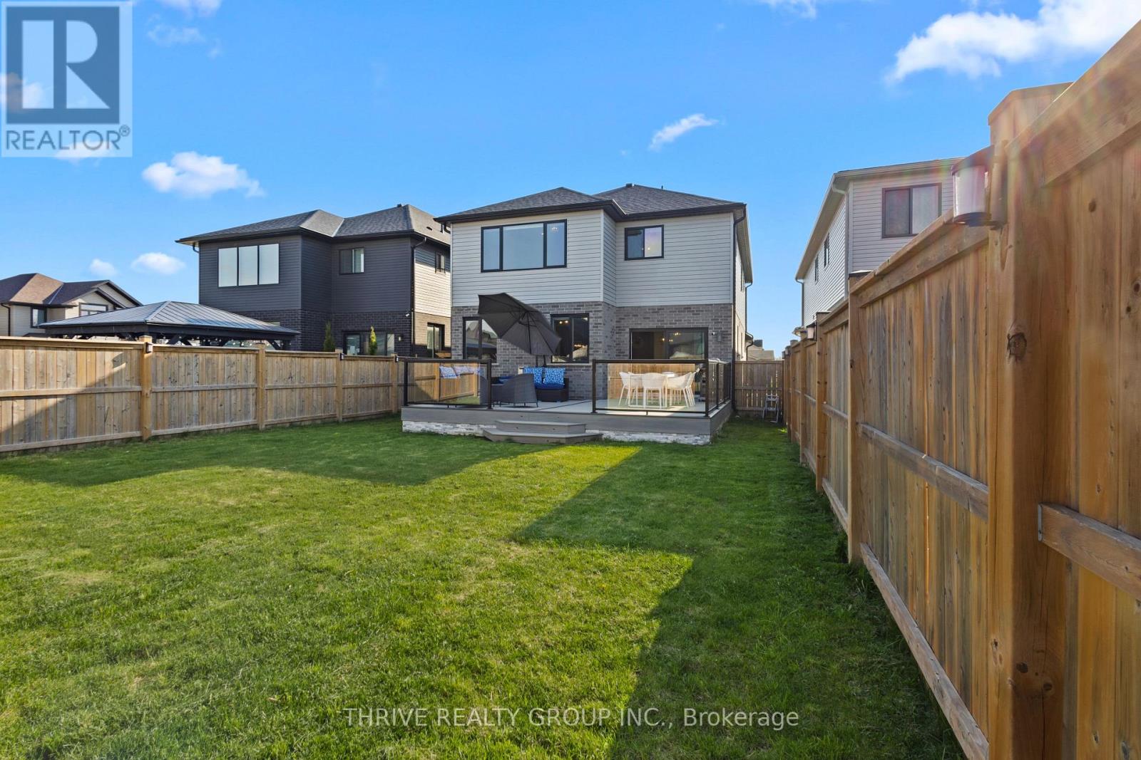 2128 Coronation Drive, London North, Ontario  N6G 0A7 - Photo 34 - X12146364