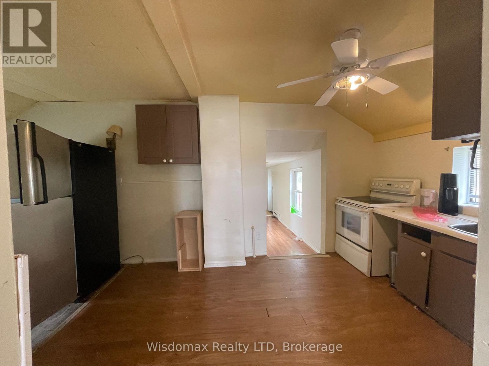 1819 Thompson Road, Fort Erie, Ontario  L2A 5M4 - Photo 11 - X12131736