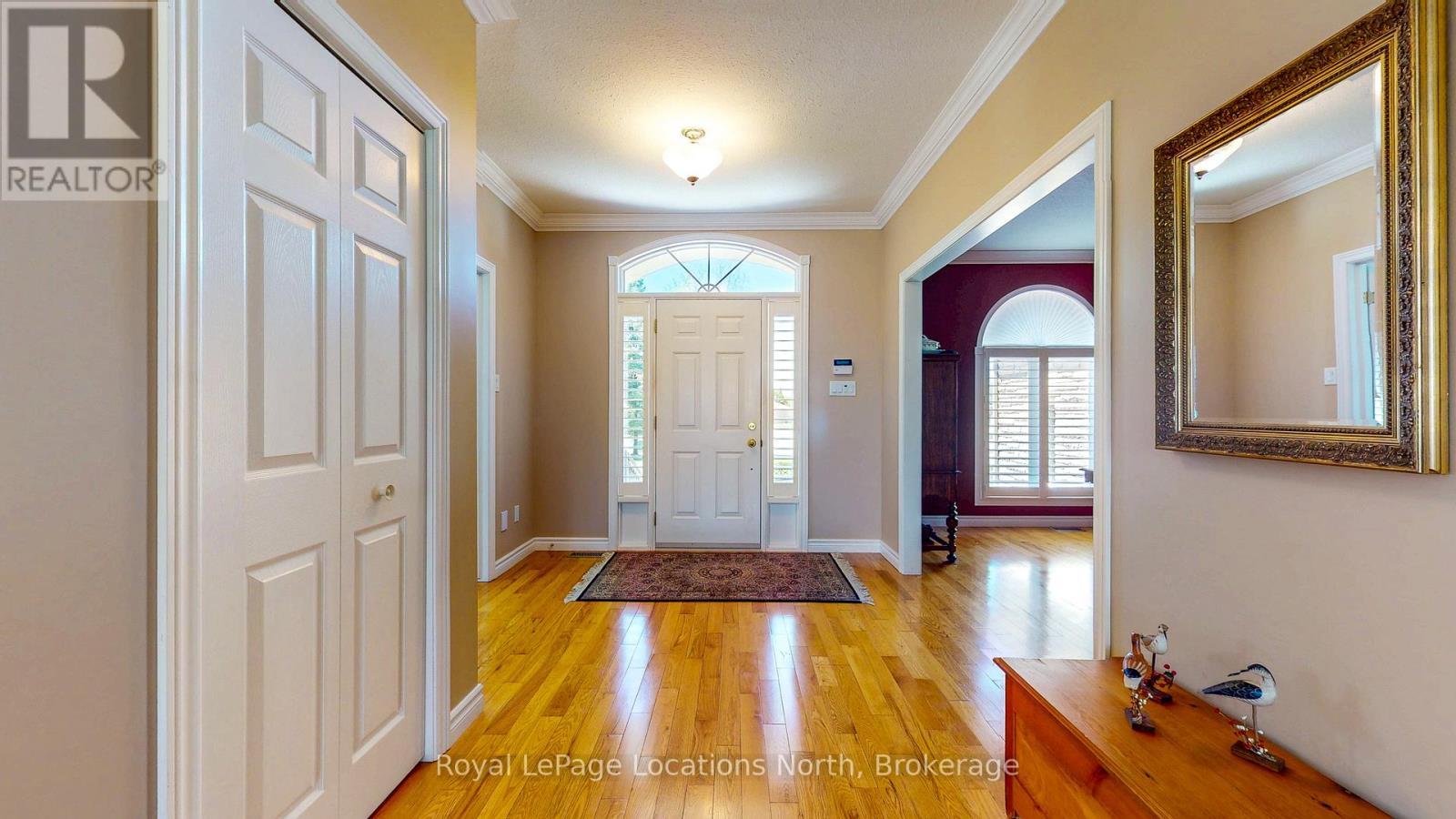 8 Hillier Court, Wasaga Beach, Ontario  L9Z 1J8 - Photo 13 - S12146382