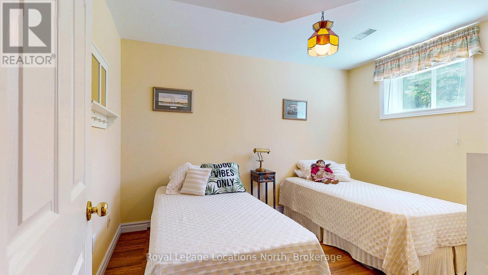 8 Hillier Court, Wasaga Beach, Ontario  L9Z 1J8 - Photo 47 - S12146382