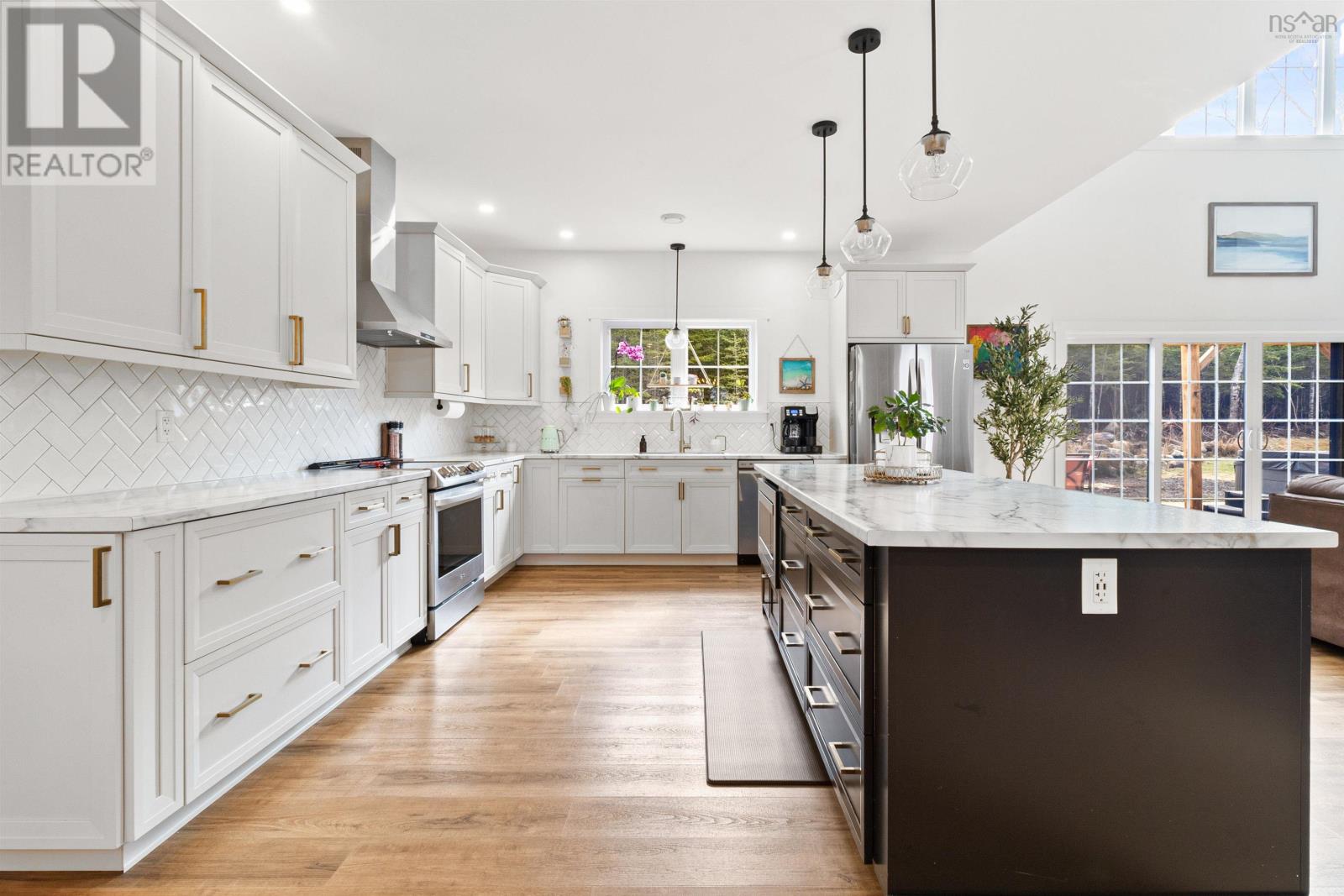 Property at 9279 Peggys Cove Road image 5