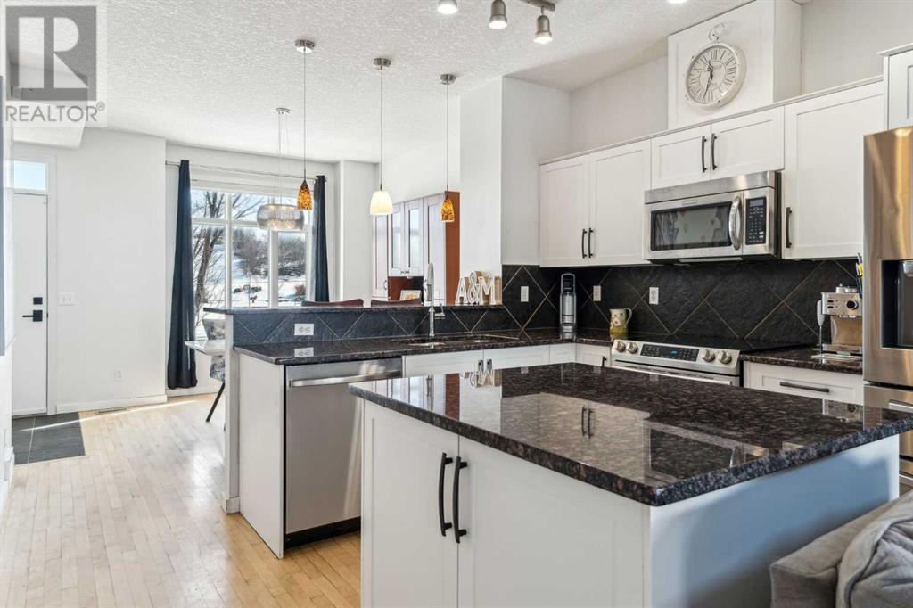 147 Mckenzie Towne Drive Se, Calgary, Alberta  T2Z 4J8 - Photo 3 - A2200842
