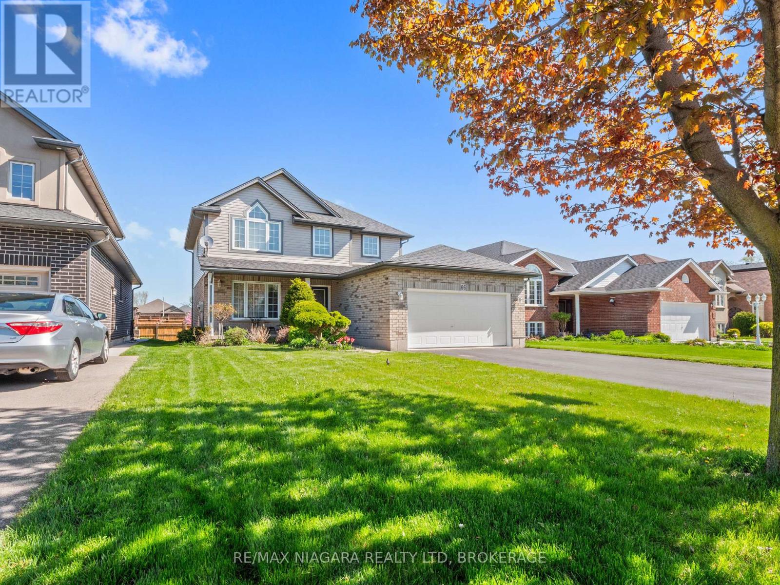 66 Hunter Drive, Welland (N. Welland), Ontario  L3C 7L6 - Photo 1 - X12146334