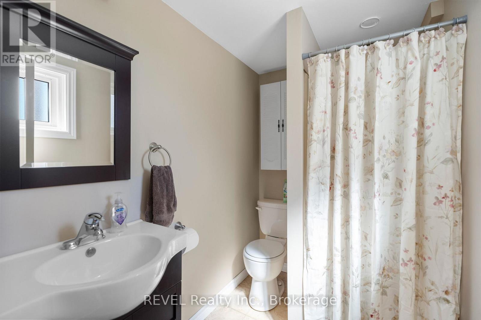1506 Ott Road, Fort Erie (Mulgrave), Ontario  L0S 1S0 - Photo 25 - X12146342