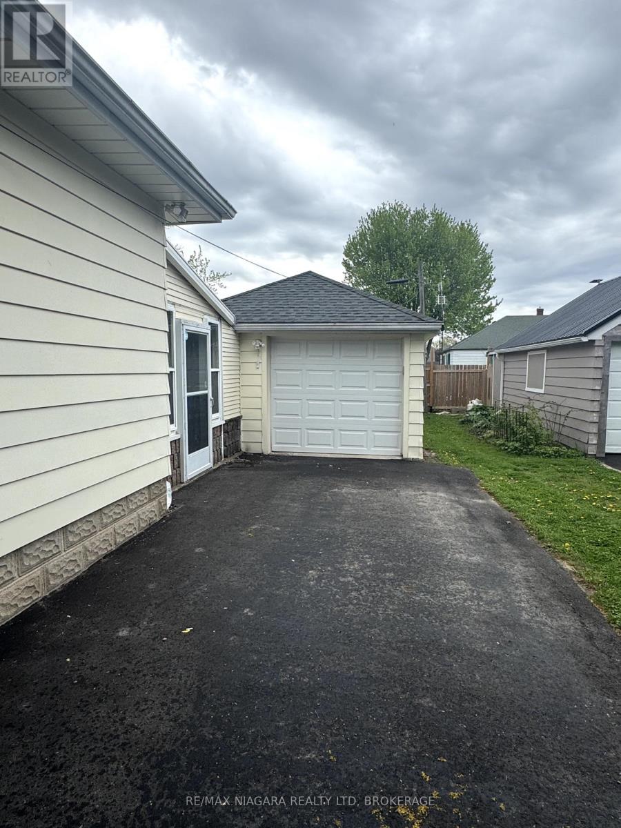 Property at 673 FIELDEN AVENUE image 5