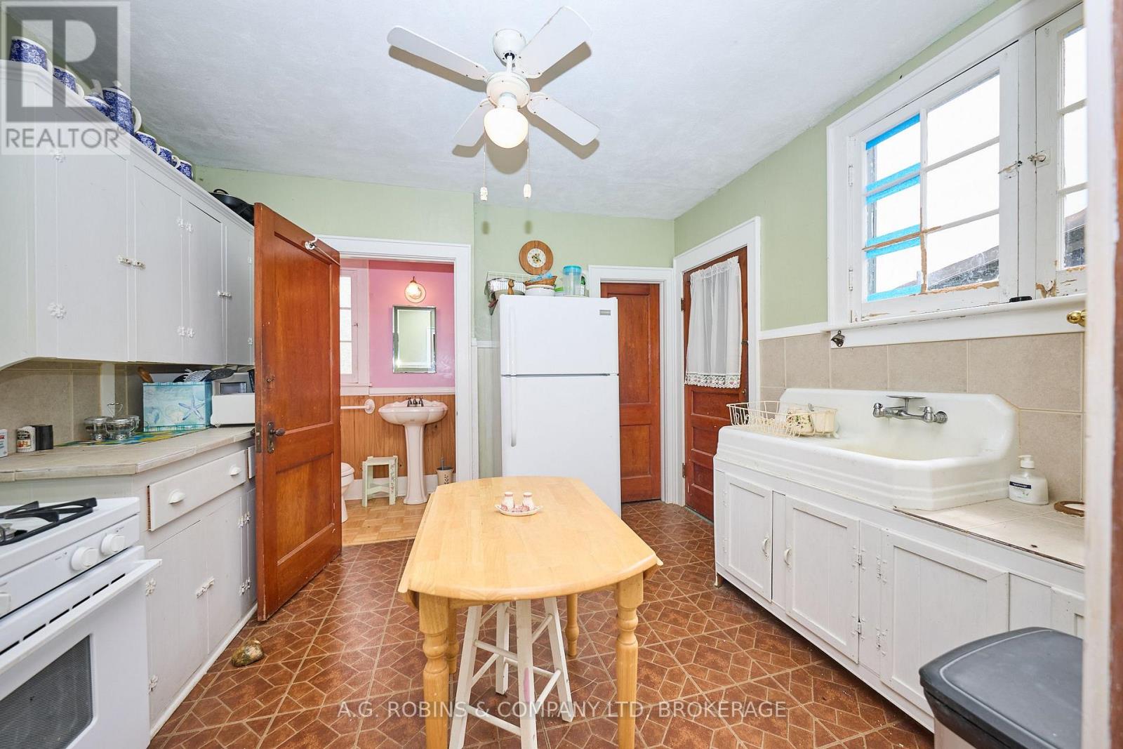 12645 Schooley Road, Wainfleet, Ontario  L0S 1V0 - Photo 20 - X12146360