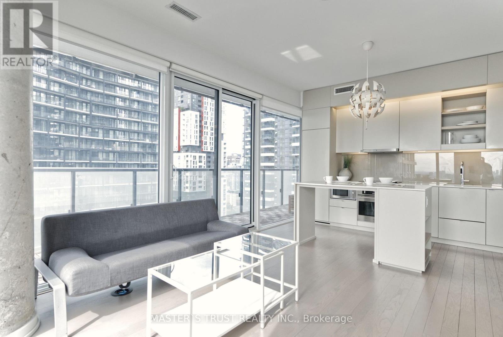 2511 - 101 Peter Street, Toronto, Ontario  M5V 0G6 - Photo 1 - C12146307