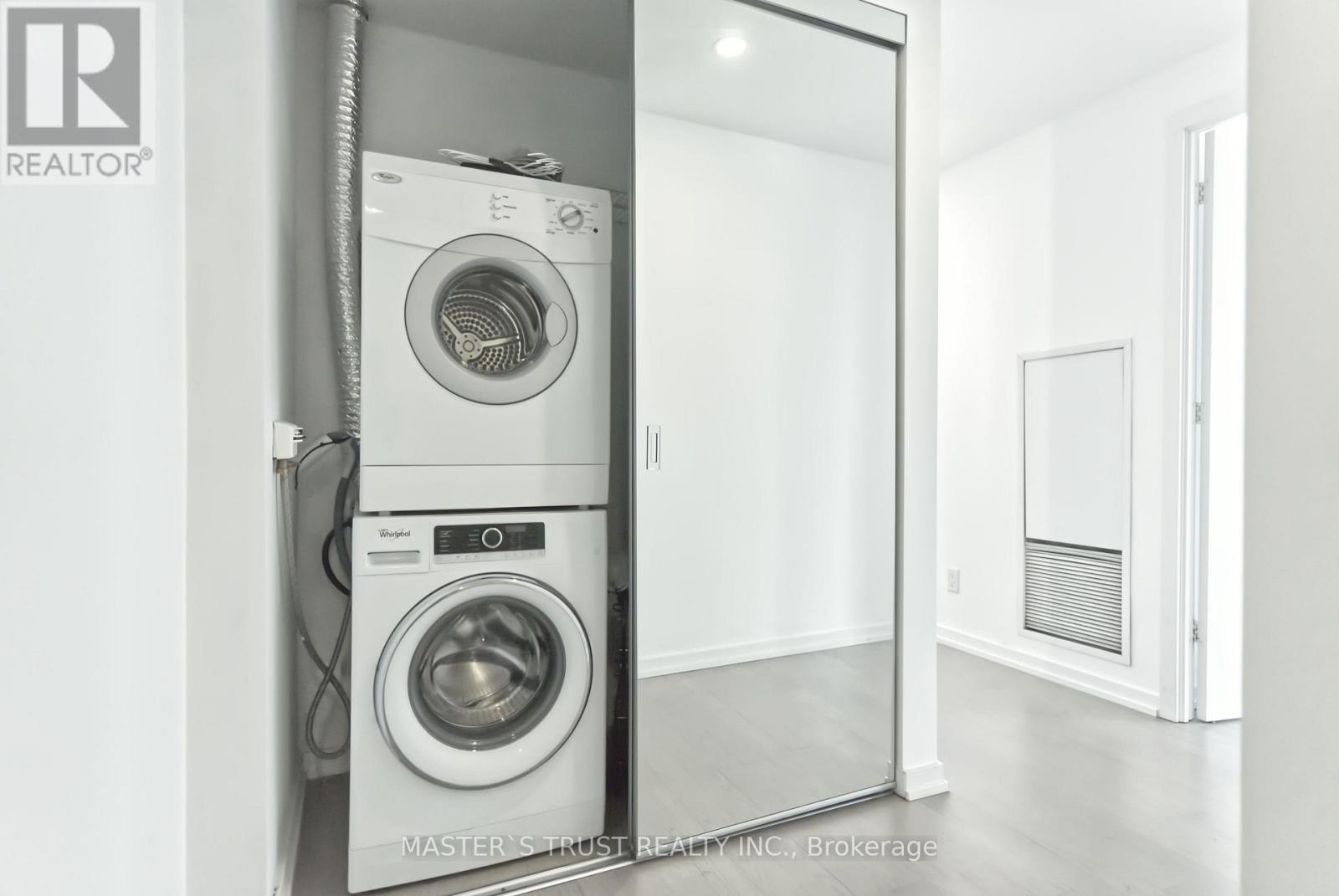 2511 - 101 Peter Street, Toronto, Ontario  M5V 0G6 - Photo 10 - C12146307