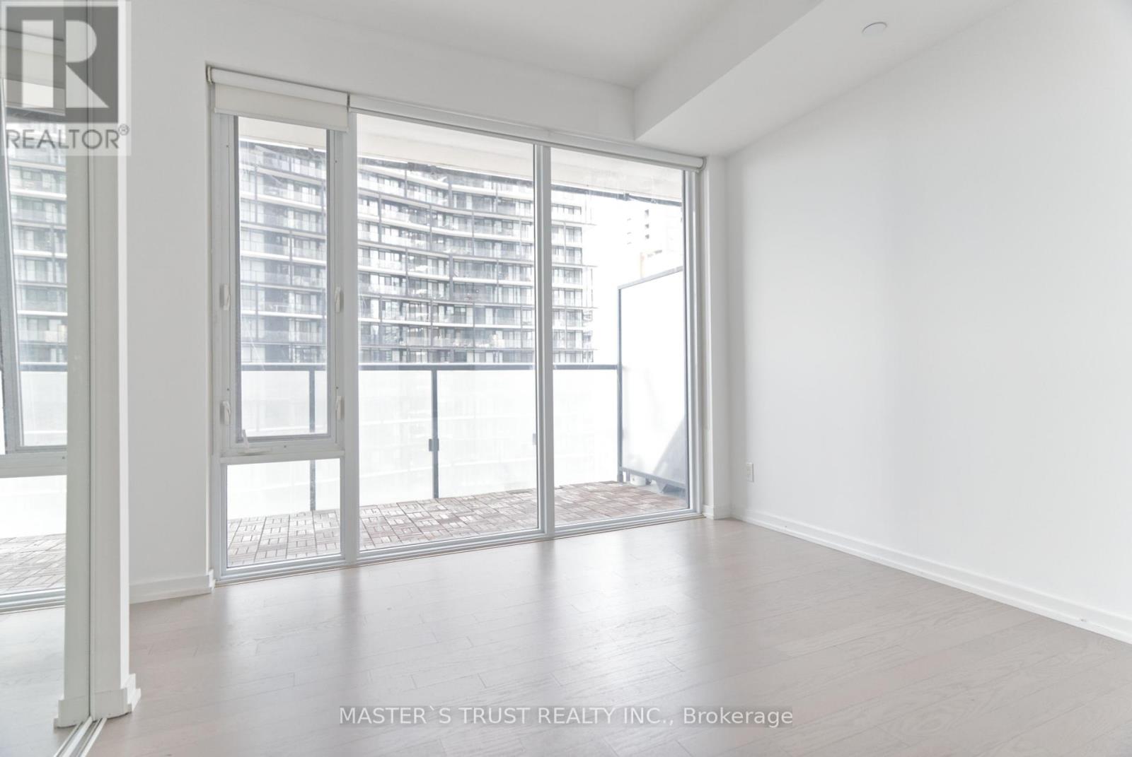 2511 - 101 Peter Street, Toronto, Ontario  M5V 0G6 - Photo 9 - C12146307