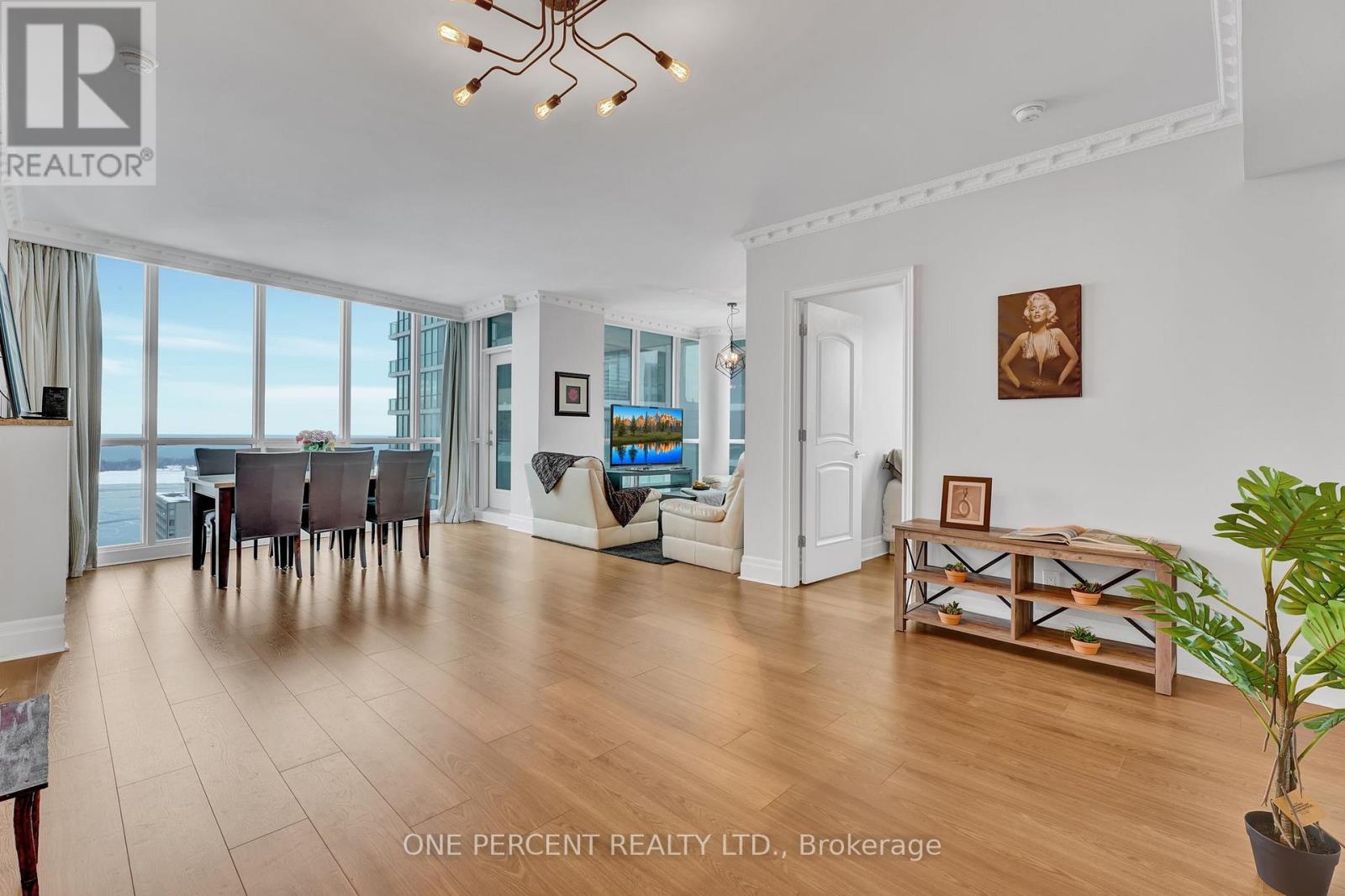 4010 - 16 Harbour Street, Toronto, Ontario  M5J 2Z7 - Photo 10 - C12146323