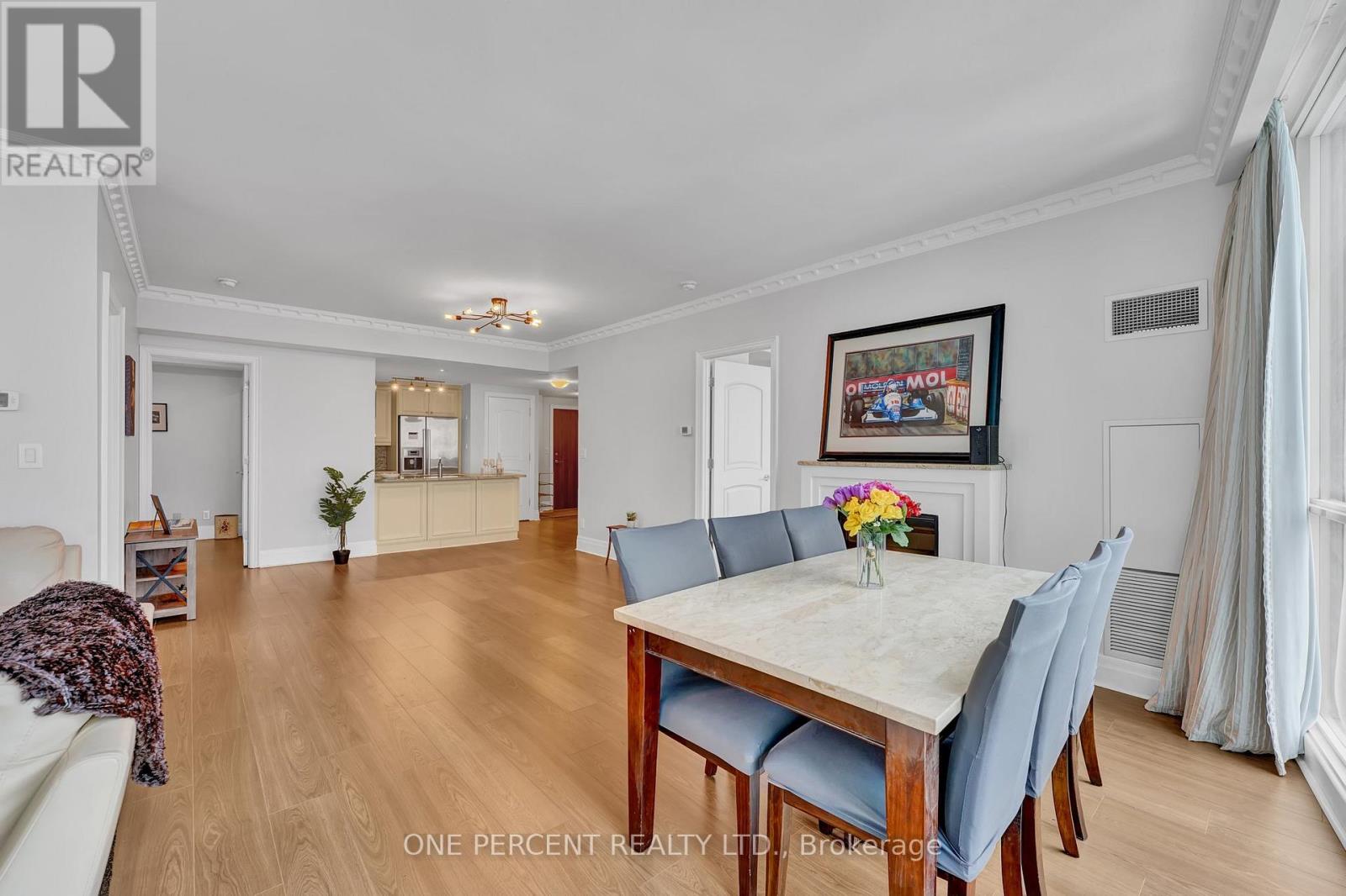 4010 - 16 Harbour Street, Toronto, Ontario  M5J 2Z7 - Photo 13 - C12146323