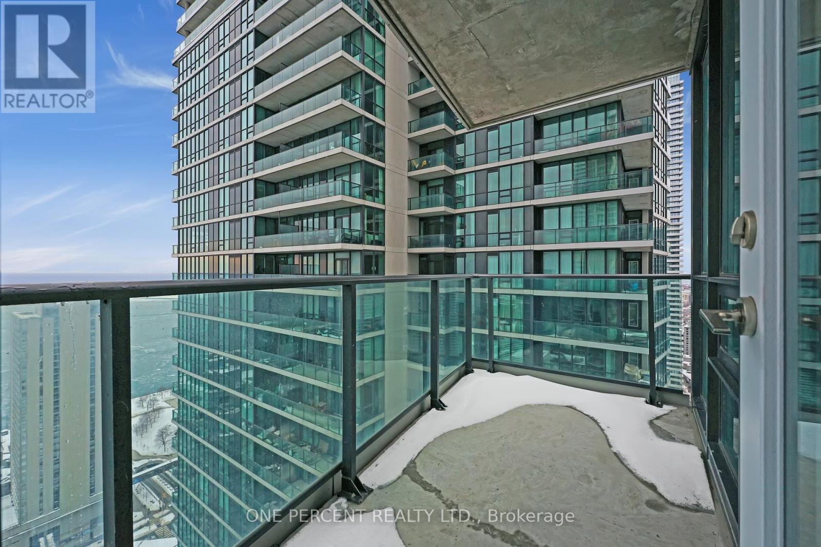 4010 - 16 Harbour Street, Toronto, Ontario  M5J 2Z7 - Photo 14 - C12146323
