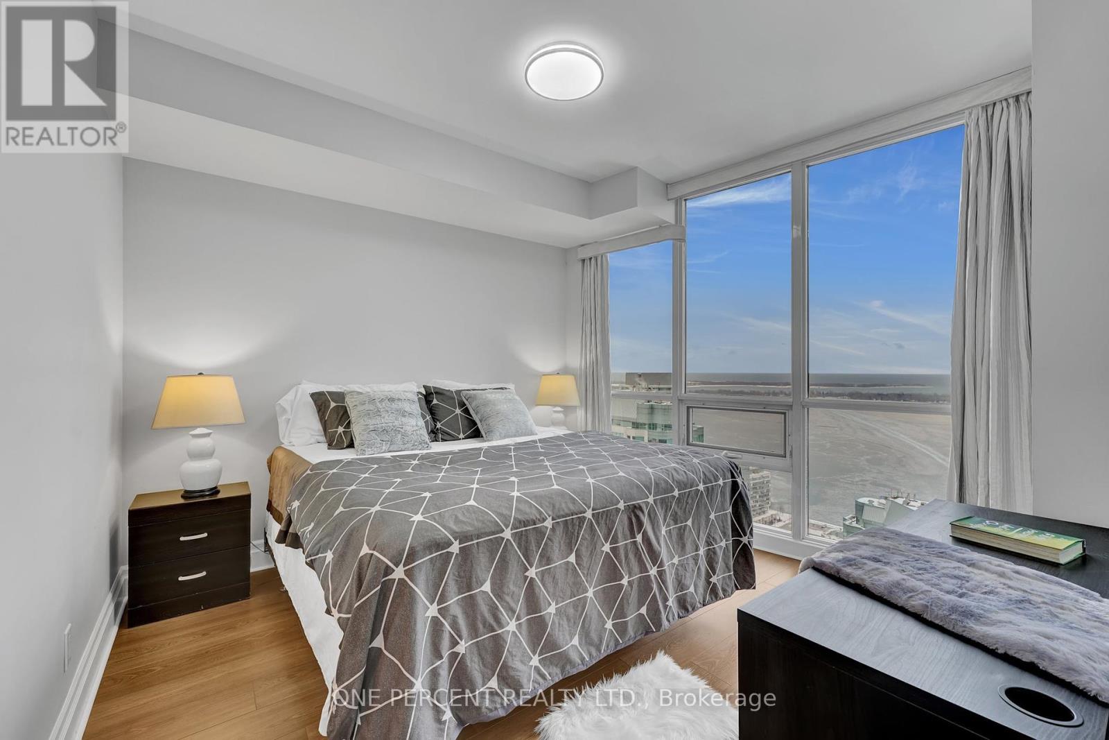 4010 - 16 Harbour Street, Toronto, Ontario  M5J 2Z7 - Photo 23 - C12146323