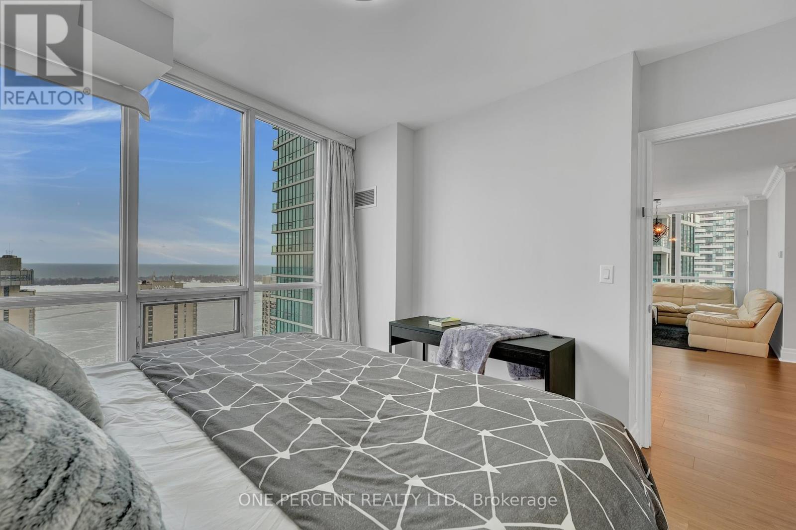 4010 - 16 Harbour Street, Toronto, Ontario  M5J 2Z7 - Photo 25 - C12146323