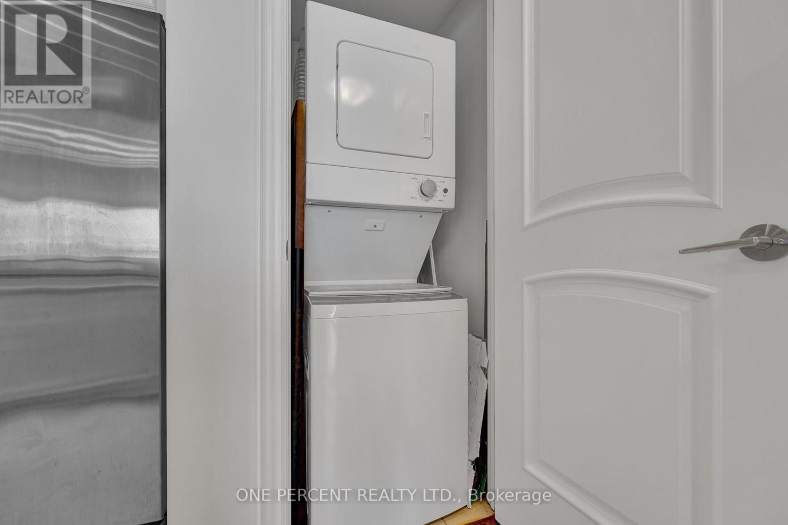4010 - 16 Harbour Street, Toronto, Ontario  M5J 2Z7 - Photo 34 - C12146323