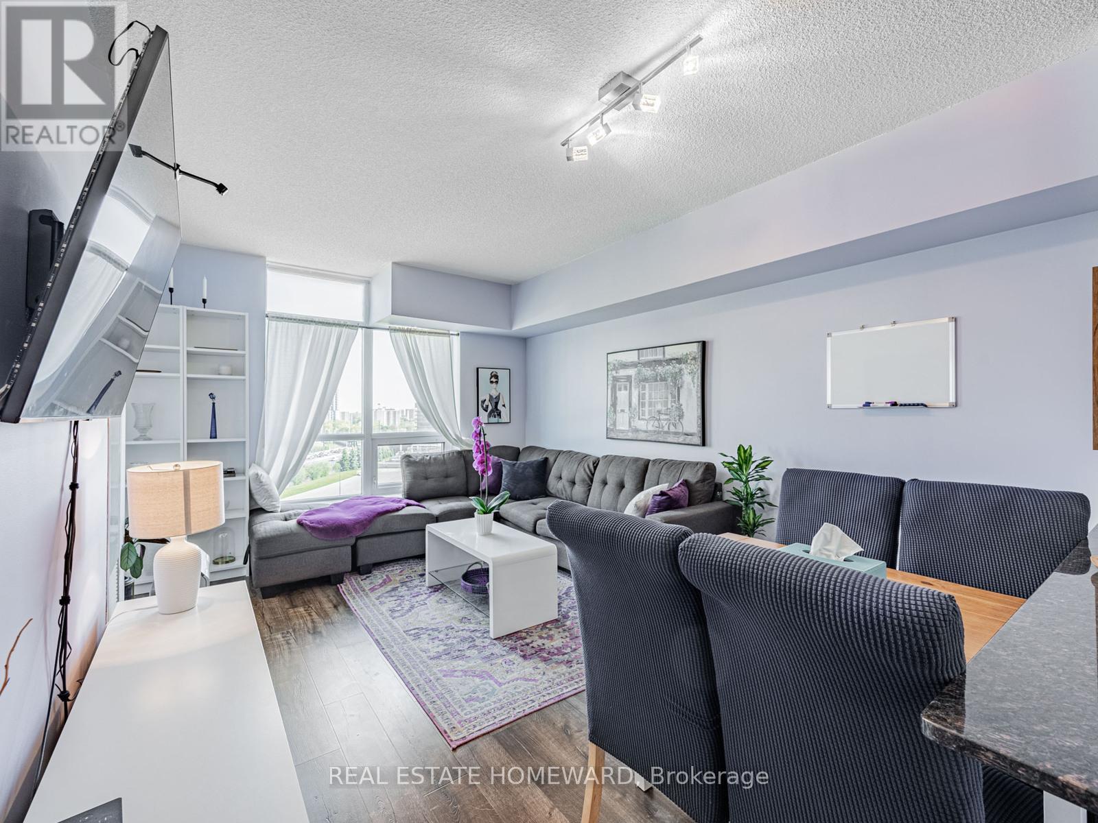 814 - 120 Dallimore Circle, Toronto, Ontario  M3C 4J1 - Photo 10 - C12146348