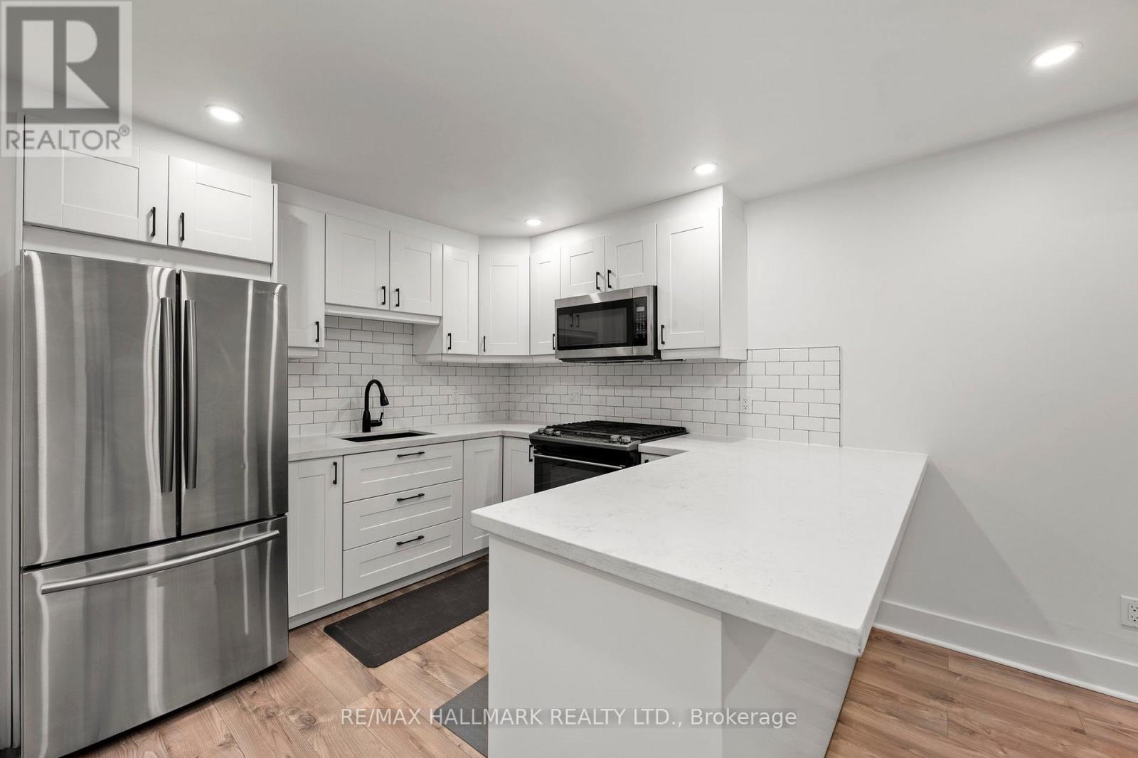 327 Kenilworth Avenue, Toronto (The Beaches), Ontario  M4L 3S9 - Photo 20 - E12146376