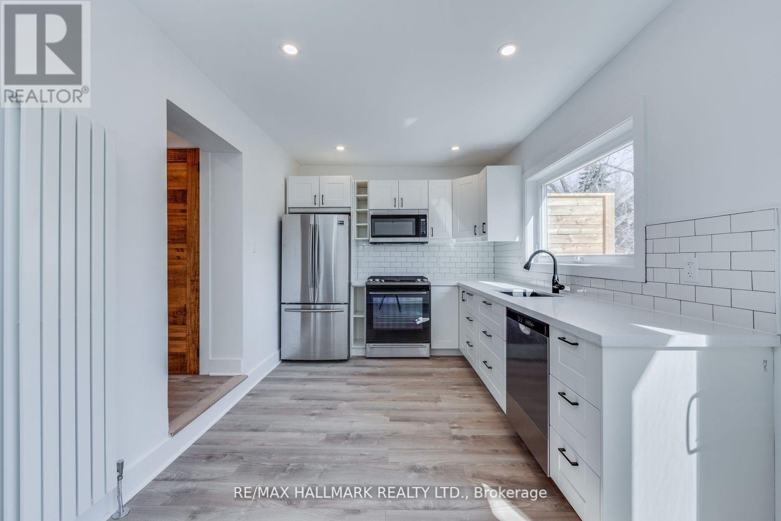 327 Kenilworth Avenue, Toronto (The Beaches), Ontario  M4L 3S9 - Photo 29 - E12146376