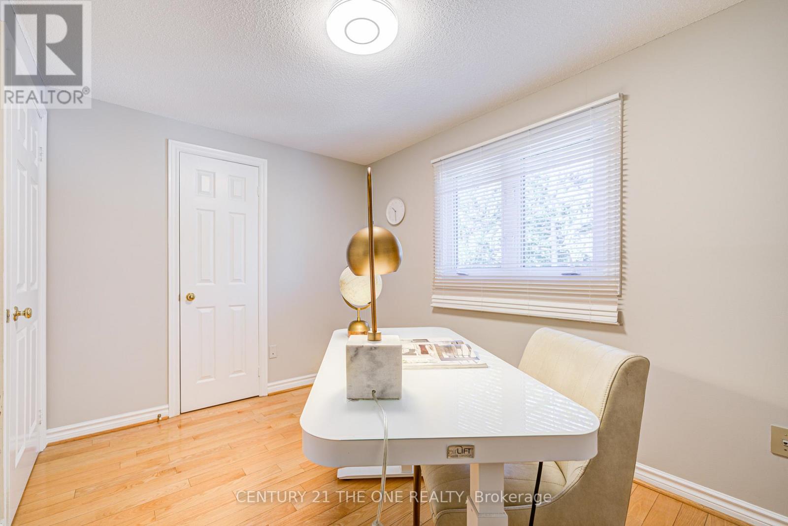 12 Featherstone Avenue, Markham, Ontario  L3S 2E5 - Photo 27 - N12146309