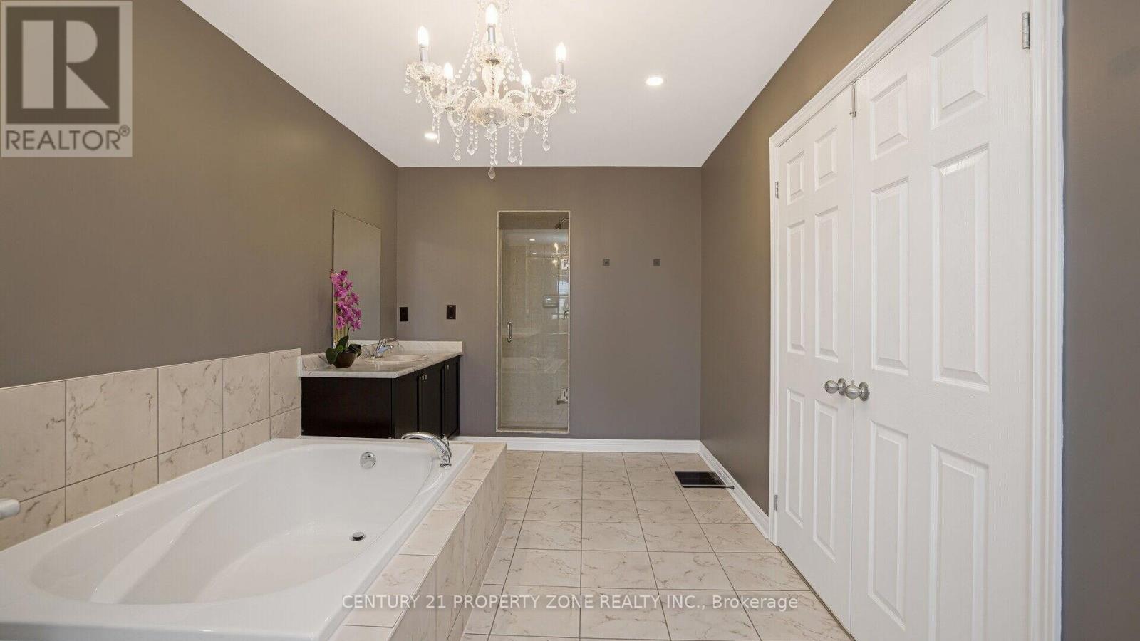 665 Mockridge Terrace, Milton, Ontario  L9T 8V7 - Photo 32 - W12146344