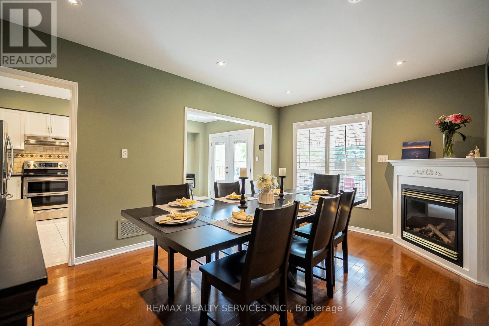 45 Culture Crescent, Brampton, Ontario  L6X 4X8 - Photo 14 - W12146359