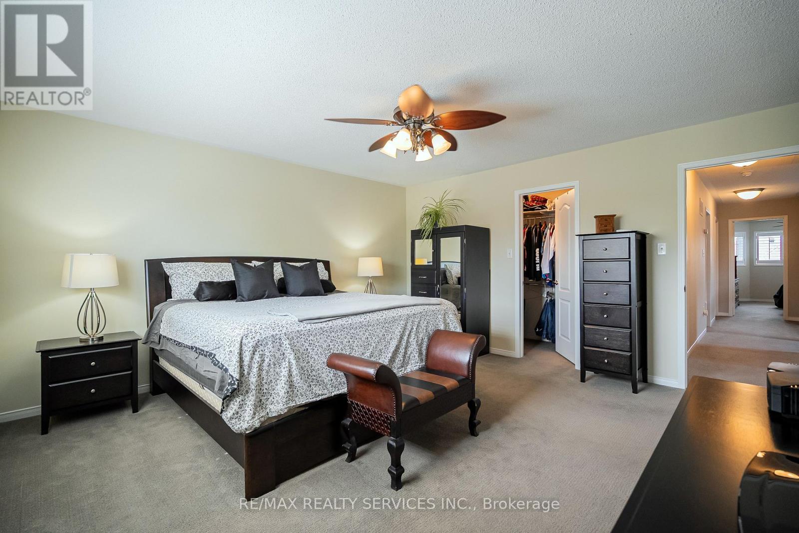 45 Culture Crescent, Brampton, Ontario  L6X 4X8 - Photo 18 - W12146359