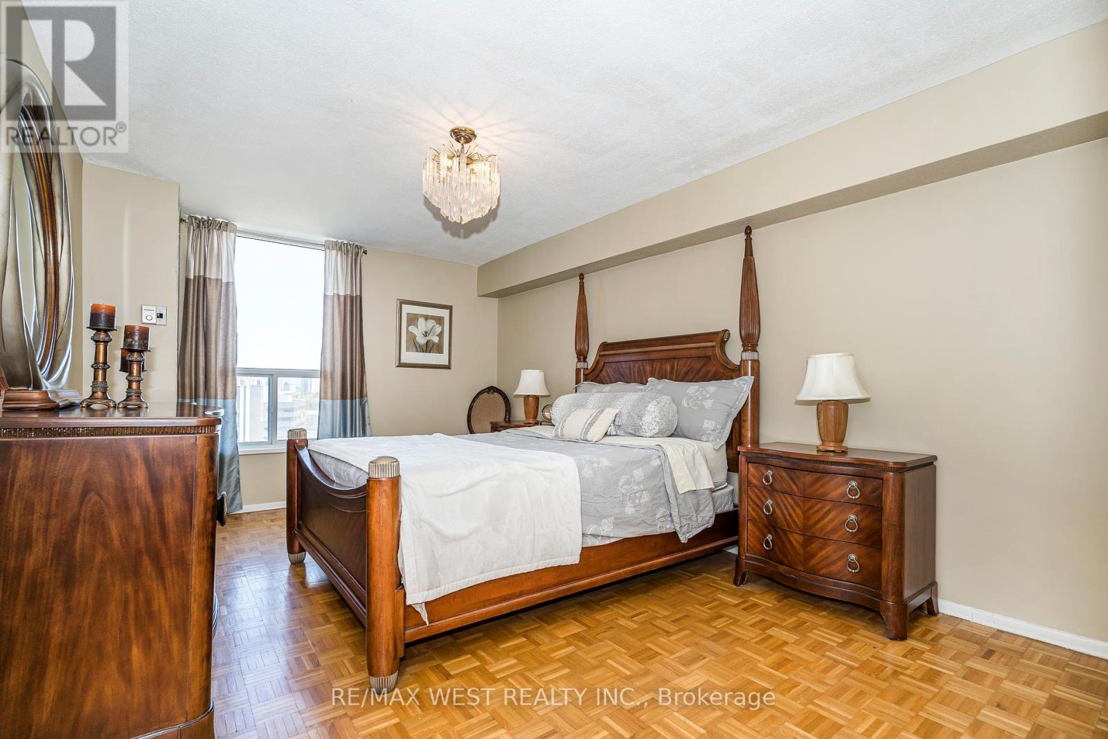 1908 - 85 Emmett Avenue, Toronto, Ontario  M6M 5A2 - Photo 11 - W12146379