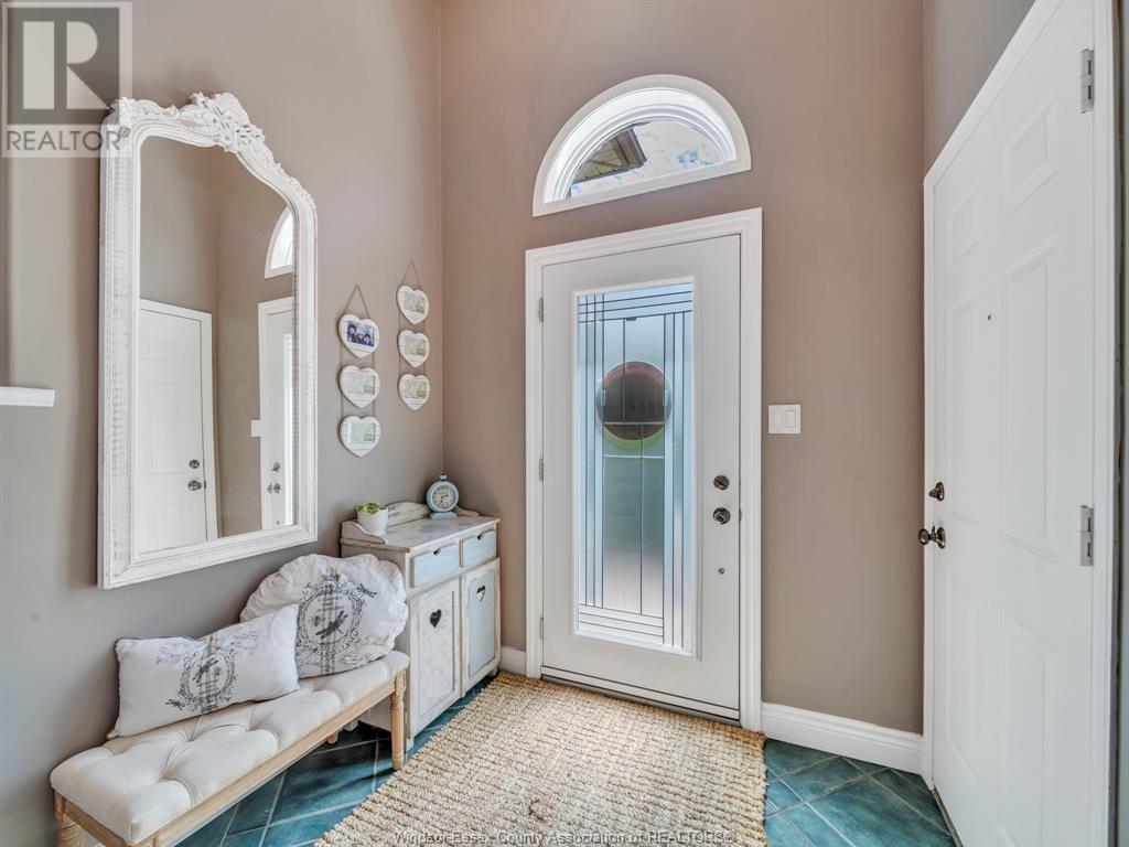Property at 895 Minto image 4