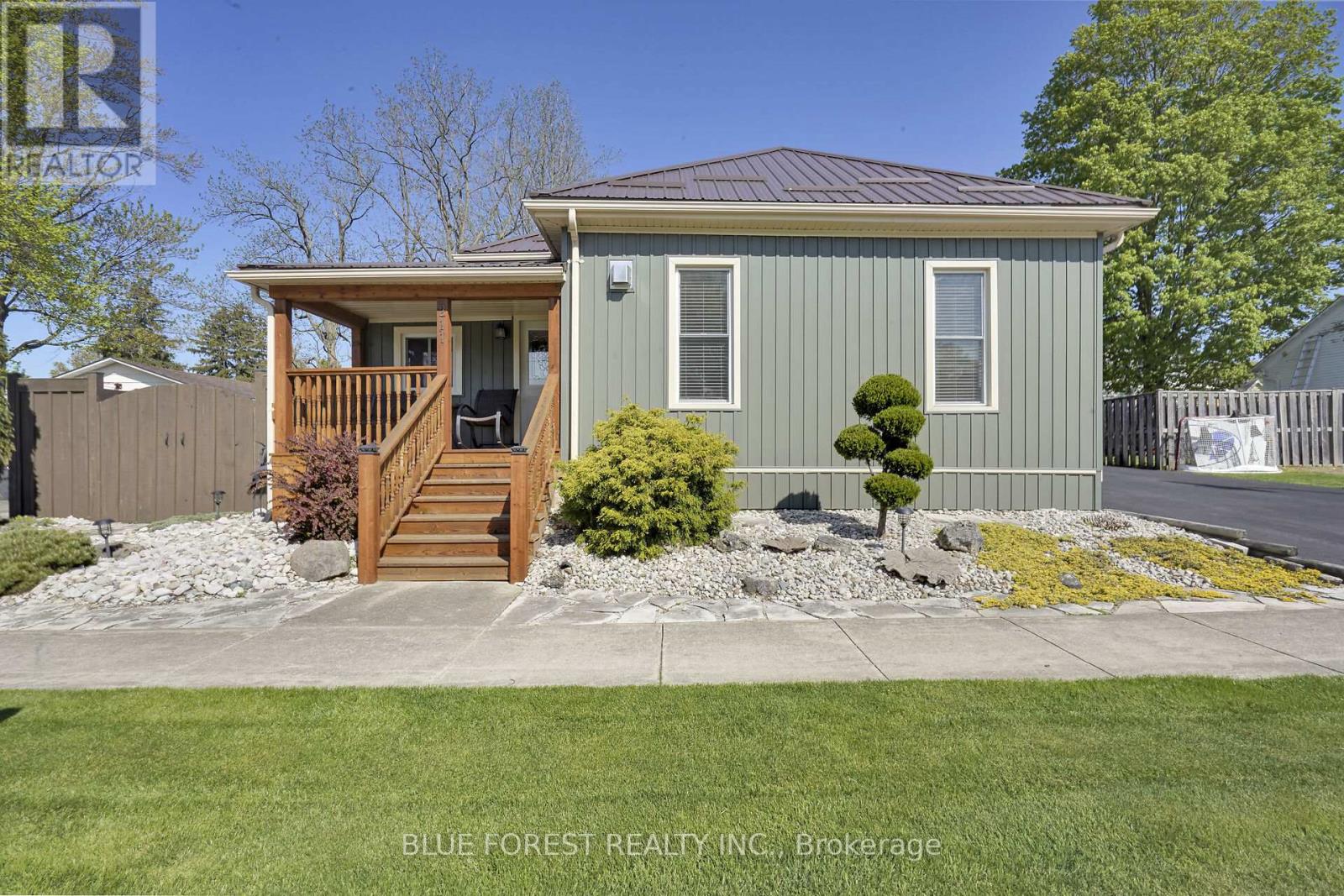 211 MARY STREET, Dutton/Dunwich, Ontario